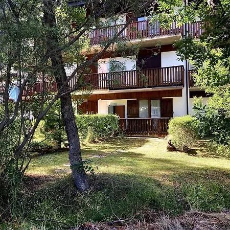 Cesana Pearl شقة *